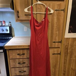Elegant Scarlet Midi Dress
